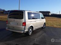 Usata VW Caravelle 200 CV (147 kW) 2010 Furgone