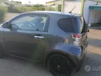 Usata Toyota iQ 90 CV (66 kW) 2010 Grigio Utilitaria