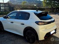 Usata Peugeot 208 GT 102 CV (75 kW) 2021 Bianco Utilitaria