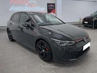 Usata VW Golf VIII GTI 245 CV (180 kW) 2022 Grigio urano Berlina