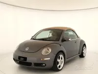 Usata VW New Beetle 116 CV (85 kW) 2007 Grigio Utilitaria
