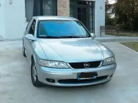 Usata Opel Vectra Edition 101 CV (74 kW) 2000 Berlina