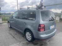 Usata VW Touran Trendline 105 CV (77 kW) 2009 Grigio Monovolume
