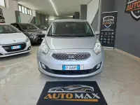 Usata Kia Venga EX 90 CV (66 kW) 2010 Argento Utilitaria