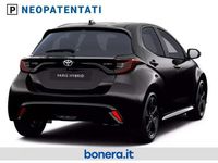 Nuova Toyota Yaris Hybrid Premium 131 CV (96 kW) 2026 Black metallic Berlina
