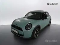 Usata Mini Cooper Classic 156 CV (114 kW) 2024 Blu Utilitaria