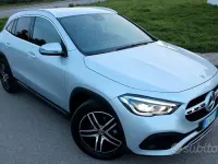 Usata Mercedes GLA200 150 CV (110 kW) 2021 Grigio SUV