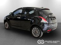 Usata Lancia Ypsilon Gold 70 CV (51 kW) 2022 Nero nero Utilitaria