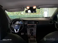Usata Volvo V60 136 CV (100 kW) 2012 Grigio Station wagon