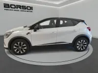 Usata Renault Captur Intens 101 CV (74 kW) 2023 Bic.bianco/tetto nero SUV
