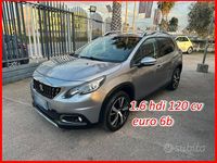 Usata Peugeot 2008 120 CV (88 kW) 2019 Grigio SUV