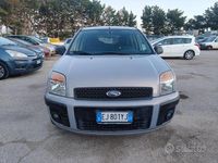 Usata Ford Fusion 80 CV (58 kW) 2011 Grigio Berlina