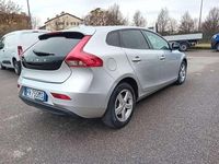 Usata Volvo V40 Business Edition 120 CV (88 kW) 2017 Argento Berlina