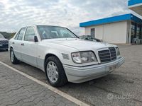 Usata Mercedes E250 113 CV (83 kW) 1993 Berlina