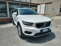 Usata Volvo XC40 Momentum 150 CV (110 kW) 2018 Bianco SUV