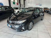 Usata Toyota Auris Hybrid Lounge 99 CV (72 kW) 2013 Nero Berlina