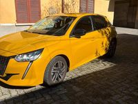 Usata Peugeot 208 Allure 100 CV (73 kW) 2023 Giallo Utilitaria