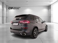 Begagnad BMW X5 M Sport 286 HK (210 kW) 2022 Grå SUV