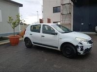 Usata Dacia Sandero 84 CV (61 kW) 2011 Bianco Berlina