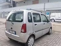 Usata Opel Agila Comfort 75 CV (55 kW) 2002 Grigio Monovolume