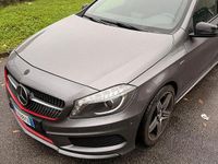 Usata Mercedes A250 211 CV (155 kW) 2015 Grigio Berlina