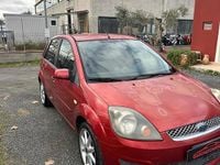 Usata Ford Fiesta Ghia 68 CV (50 kW) 2007 Arancione Utilitaria