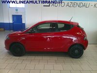 Usata Lancia Ypsilon Silver 69 CV (50 kW) 2022 Rosso pastello Utilitaria