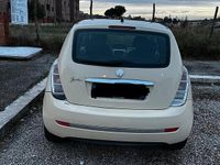 Usata Lancia Ypsilon 80 CV (58 kW) 2008 Giallo Utilitaria