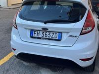 Usata Ford Fiesta 95 CV (69 kW) 2017 Bianco Berlina