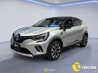 Usata Renault Captur Techno 143 CV (105 kW) 2023 Grigio SUV