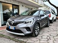 Usata Renault Captur Zen 101 CV (74 kW) 2020 Grigio SUV