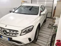 Usata Mercedes GLA200 136 CV (100 kW) 2018 Bianco SUV