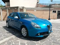 Usata Alfa Romeo Giulietta Business 120 CV (88 kW) 2018 Blu Utilitaria