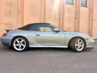 Usata Porsche 911 Carrera 4S Cabriolet 320 CV (235 kW) 2004 Grigio Cabrio