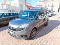 Usata Fiat Doblò Trekking 120 CV (88 kW) 2016 Grigio Monovolume