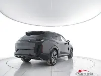 Nuova Lynk & Co 08 211 CV (155 kW) 2026 Back SUV