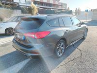 Usata Ford Focus ST-Line 149 CV (109 kW) 2020 Grigio Station wagon