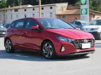 Usata Hyundai i20 82 CV (60 kW) 2023 Dragon red Utilitaria