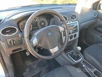 Usata Ford Focus Style 90 CV (66 kW) 2007 Grigio Station wagon