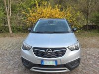 Usata Opel Crossland X Innovation 99 CV (72 kW) 2017 Argento SUV
