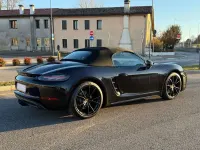 Usata Porsche 718 Boxster 300 CV (220 kW) 2022 Nero Cabrio