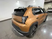 Nuova Fiat Grande Panda La Prima 100 CV (73 kW) 2025 724  bronzo luna Utilitaria