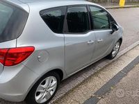 Usata Opel Meriva Innovation 120 CV (88 kW) 2017 Grigio Monovolume