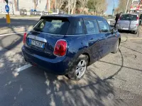 Usata Mini Cooper D Business 116 CV (85 kW) 2015 Blu Utilitaria