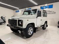 Usata Land Rover Defender S 122 CV (89 kW) 2003 Bianco Station wagon