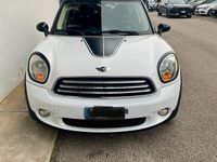 Usata Mini Cooper D 2011 Bianco Utilitaria