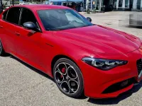 Usata Alfa Romeo Giulia Competizione 280 CV (205 kW) 2023 Rosso brillante Berlina