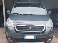 Usata Peugeot Partner Tepee 120 CV (88 kW) 2017 Grigio Monovolume