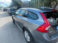 Usata Volvo V60 CC 150 CV (110 kW) 2017 Grigio Station wagon