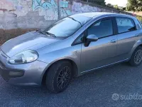Usata Fiat Punto 69 CV (50 kW) 2011 Grigio Utilitaria